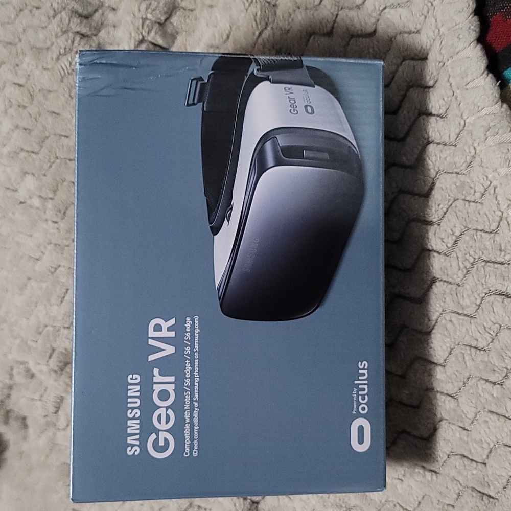 Brand new Gear VR